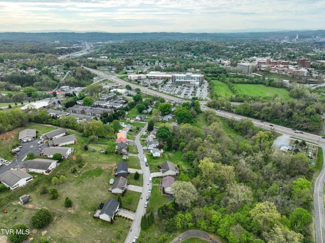 176 Woodmont Avenue, Kingsport, TN 37660