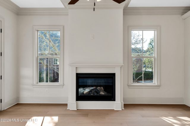 425 2nd Street, Gulfport, MS 39507