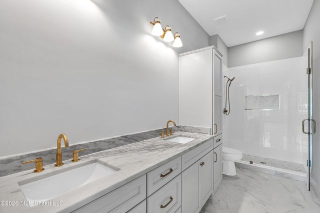 425 2nd Street, Gulfport, MS 39507