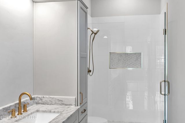 425 2nd Street, Gulfport, MS 39507