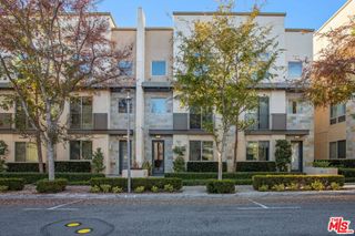 25 Delancy, Irvine, CA 92612