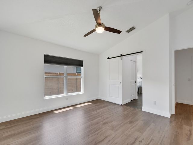 1330 38th Avenue, Vero Beach, FL 32960