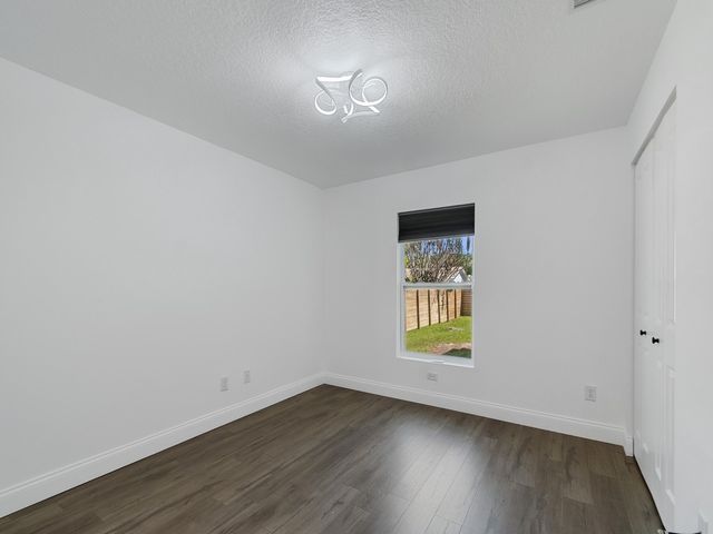 1330 38th Avenue, Vero Beach, FL 32960