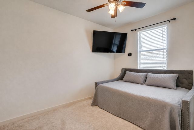 6449 Iron Horse Boulevard, North Richland Hills, TX 76180