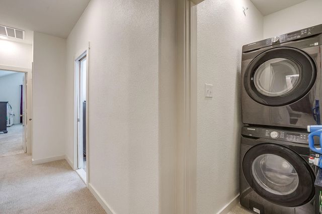 6449 Iron Horse Boulevard, North Richland Hills, TX 76180