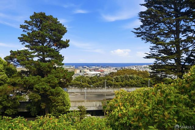 72 Castro Street, San Francisco, CA 94114