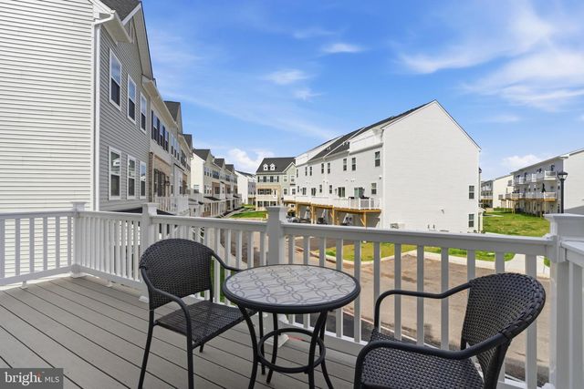 65 E FRONT ST, Bridgeport, PA 19405