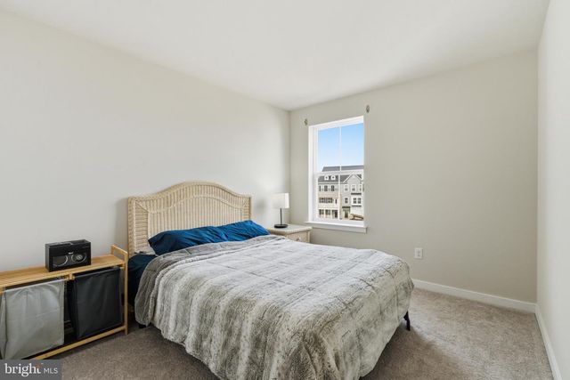 65 E FRONT ST, Bridgeport, PA 19405