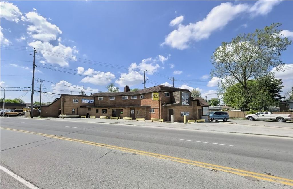 4300 Amelia Avenue, Lyons, IL 60534