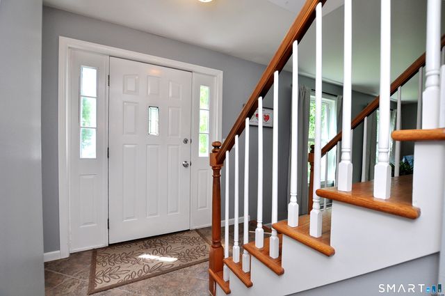 22 Pebblebrook, Windsor, CT 06095