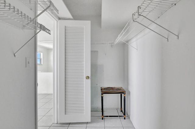 2350 NE 14th Street Cswy 611, Pompano Beach, FL 33062