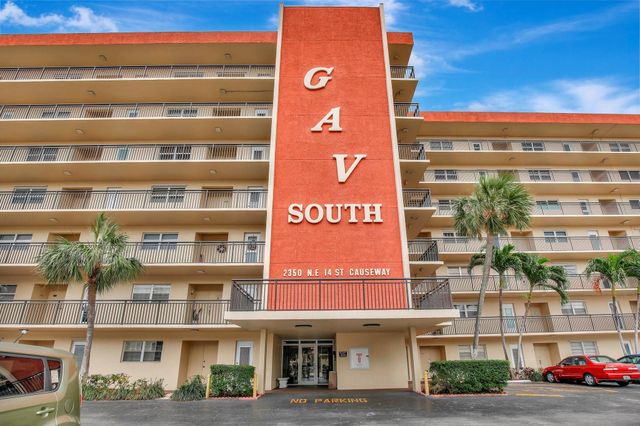 2350 NE 14th Street Cswy 611, Pompano Beach, FL 33062