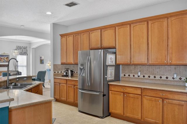 2217 MOUNTLEIGH TRAIL, Orlando, FL 32824