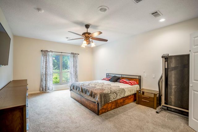 14444 Pine Tree Road, Montgomery, TX 77356