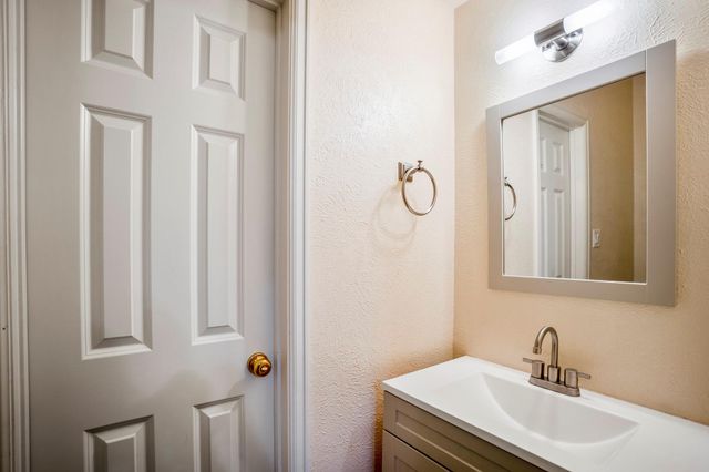 14444 Pine Tree Road, Montgomery, TX 77356