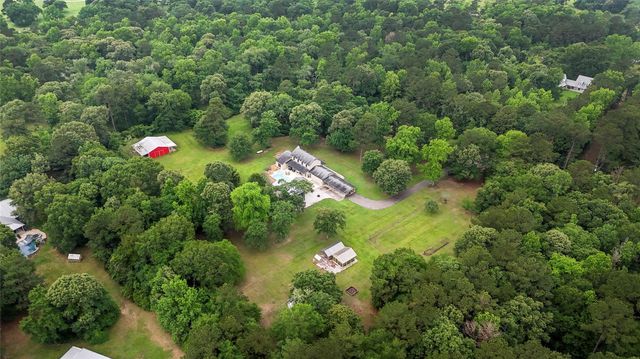 14444 Pine Tree Road, Montgomery, TX 77356