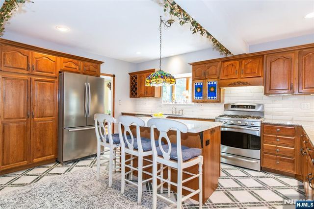 151 Washington Avenue, Hillsdale, NJ 07642