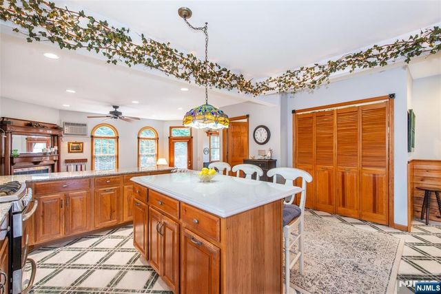 151 Washington Avenue, Hillsdale, NJ 07642