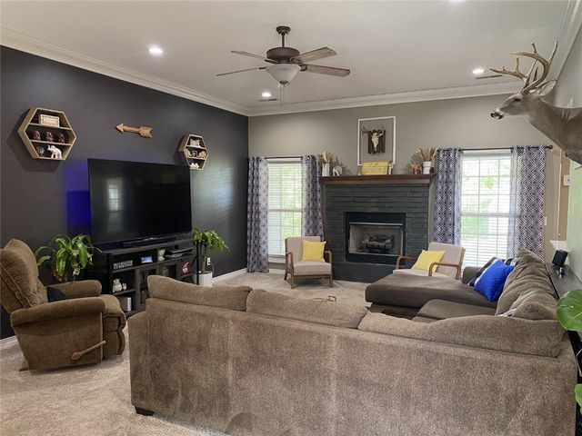 1 Elder Lane, Bella Vista, AR 72714