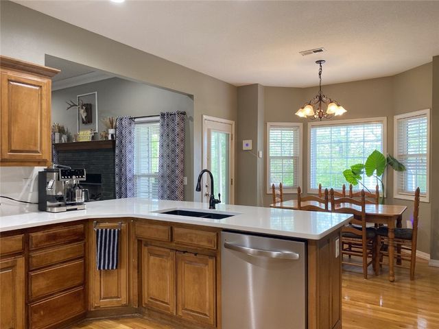 1 Elder Lane, Bella Vista, AR 72714