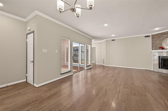 4024 Breakwood Drive, Houston, TX 77025