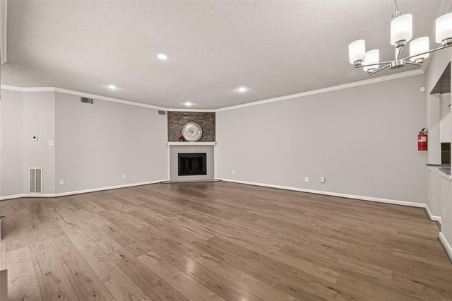 4024 Breakwood Drive, Houston, TX 77025