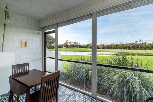 9611 N Hollybrook Lake Drive 107, Pembroke Pines, FL 33025