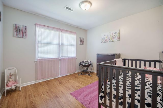 208 Mini Farm Road, Bonneau, SC 29431