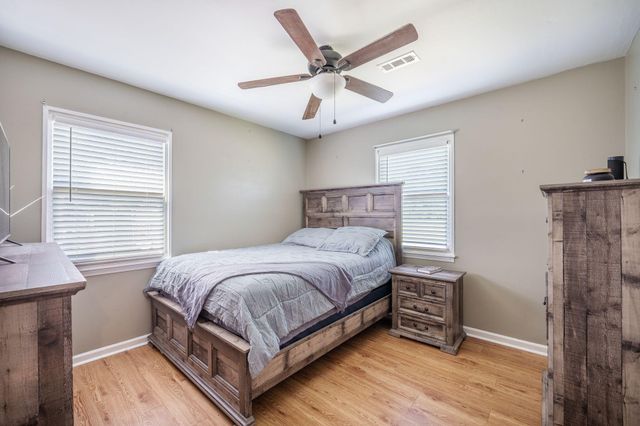 208 Mini Farm Road, Bonneau, SC 29431