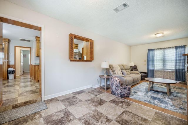 208 Mini Farm Road, Bonneau, SC 29431