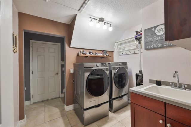 1710 SURREY TRAIL, Wimauma, FL 33598