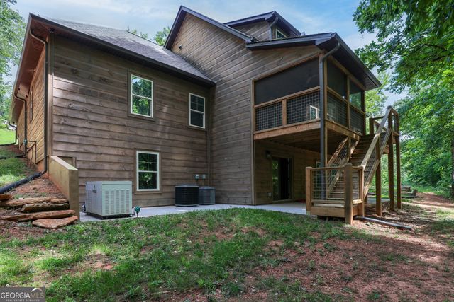 990 Yonah Lake Drive, Sautee Nacoochee, GA 30571