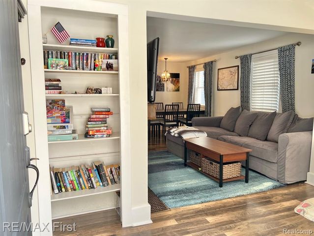 416 Josephine Avenue, Royal Oak, MI 48067
