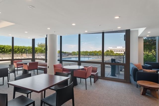 1235 S Prairie Avenue 907, Chicago, IL 60605