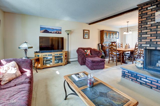 122 Crouse Drive, Amsterdam, NY 12010