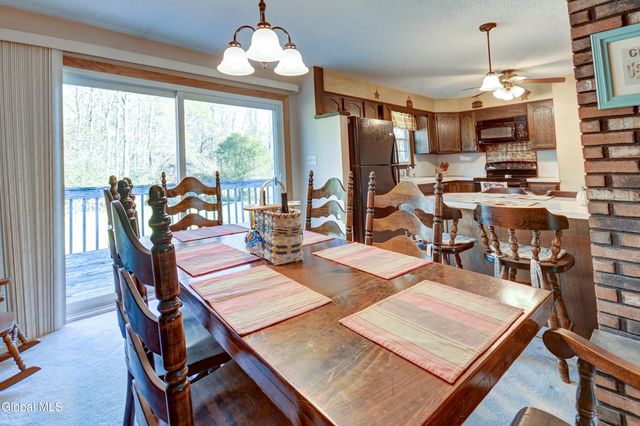 122 Crouse Drive, Amsterdam, NY 12010