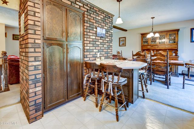 122 Crouse Drive, Amsterdam, NY 12010