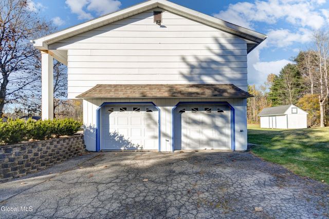 122 Crouse Drive, Amsterdam, NY 12010