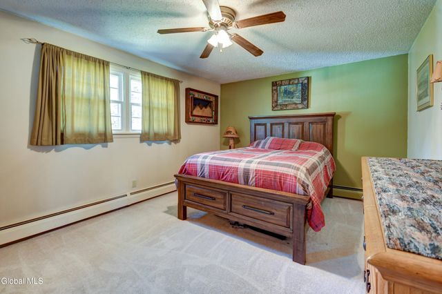 122 Crouse Drive, Amsterdam, NY 12010