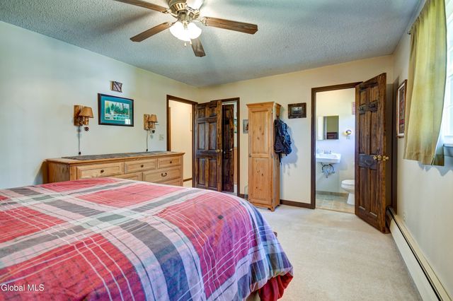 122 Crouse Drive, Amsterdam, NY 12010