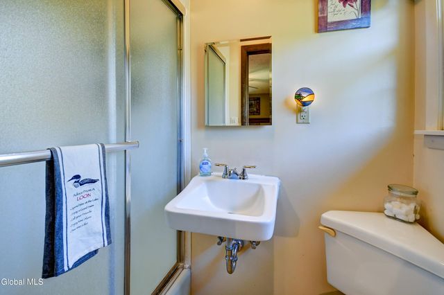 122 Crouse Drive, Amsterdam, NY 12010