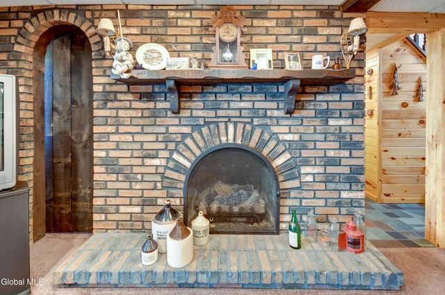 122 Crouse Drive, Amsterdam, NY 12010