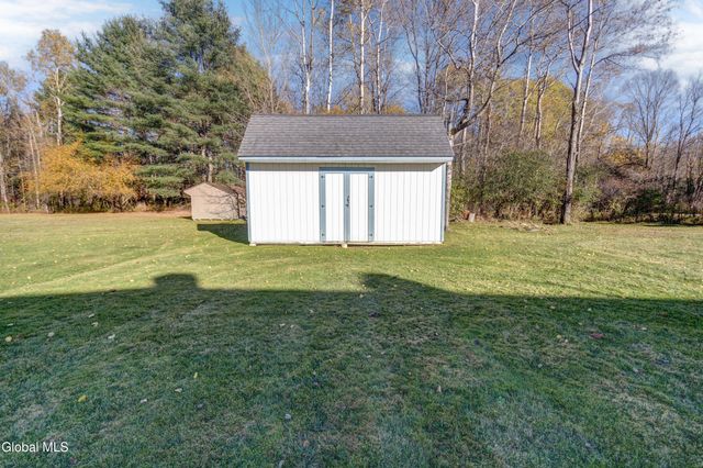 122 Crouse Drive, Amsterdam, NY 12010