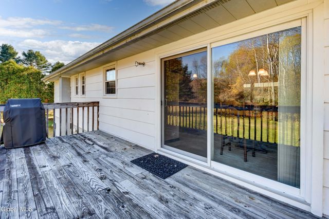 122 Crouse Drive, Amsterdam, NY 12010