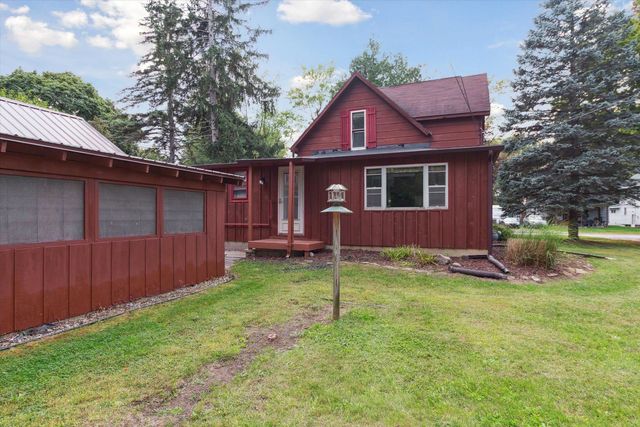 131 Moyer Avenue, Alma, MI 48801