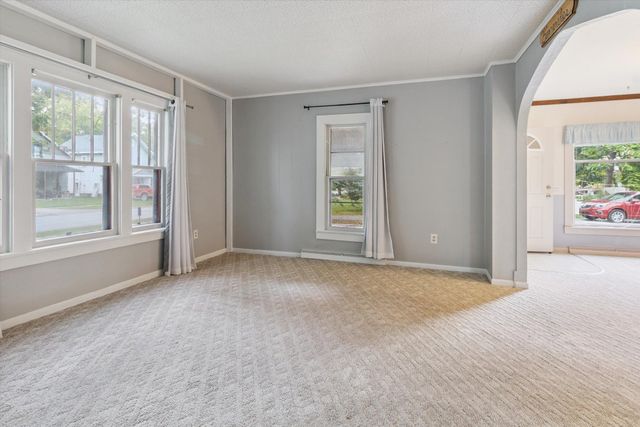 131 Moyer Avenue, Alma, MI 48801