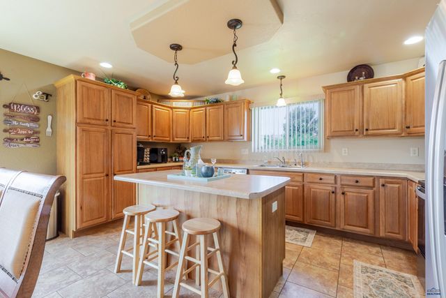 2423 SMITH AVE, Rapid City, SD 57701
