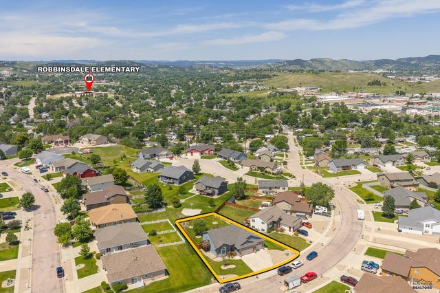 2423 SMITH AVE, Rapid City, SD 57701