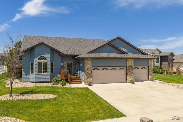 2423 SMITH AVE, Rapid City, SD 57701