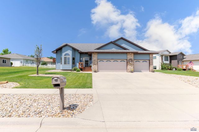 2423 SMITH AVE, Rapid City, SD 57701